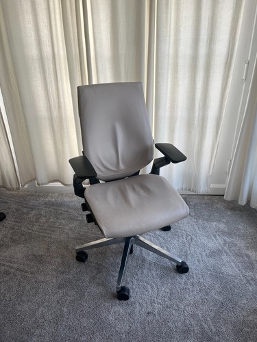 Steelcase gesture ergonomic - steelcase,